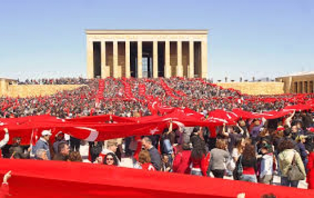 Anıtkabir’de 23 Nisan coşkusu