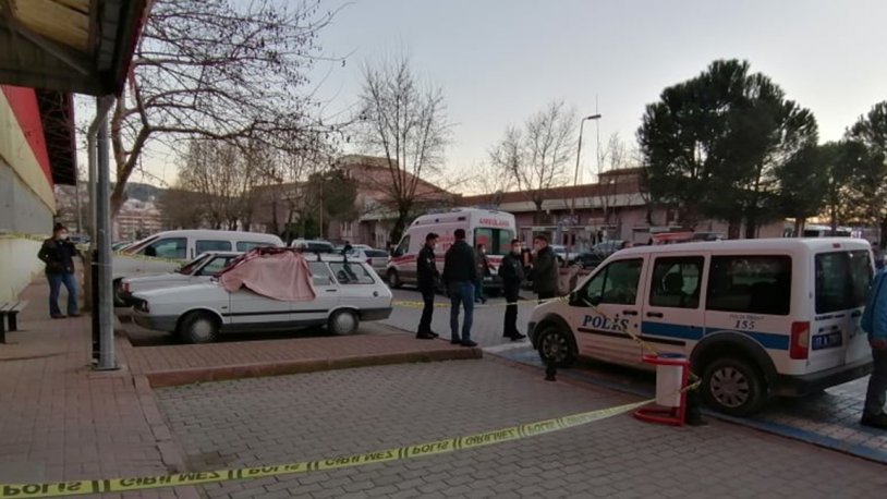 AKP belediye meclis üyesi otomobil içinde ölü bulundu