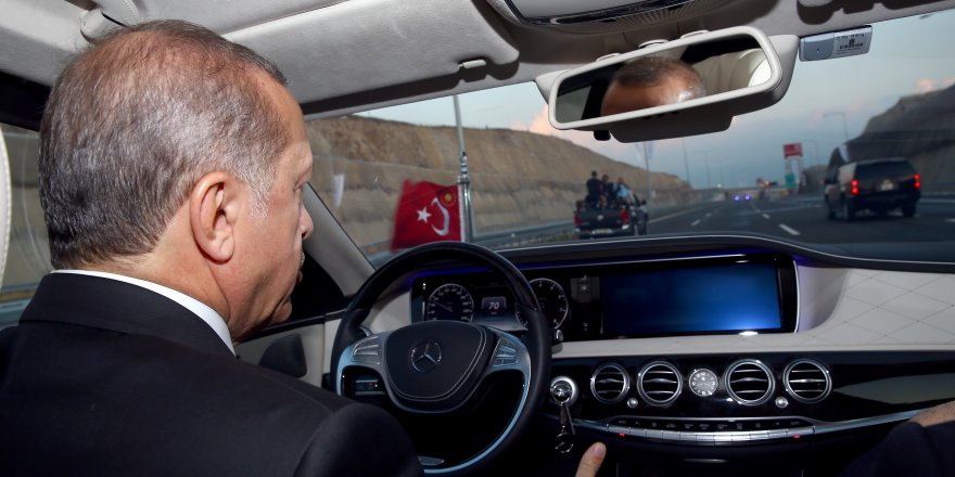 Erdoğan’ın Meclis'e devrettiği lüks aracını görmek isteyen CHP'li Tanal’a engel!