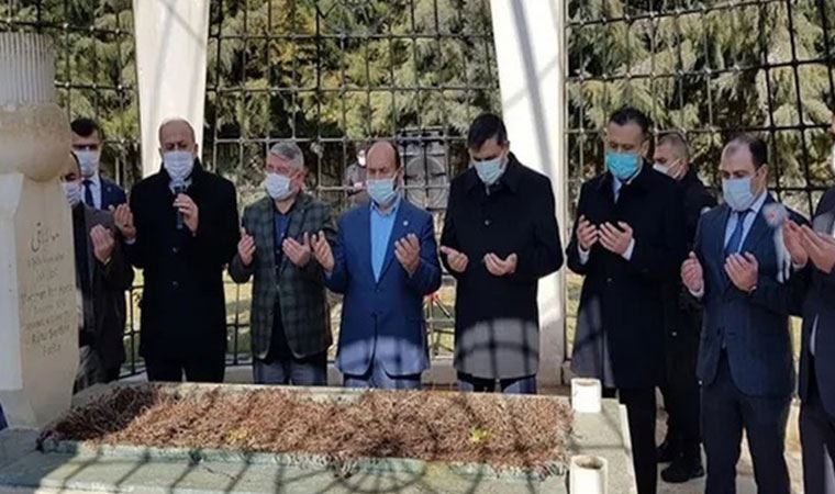 Çorum Valisi ve AKP’liler, Kuvayi Milliye düşmanının mezarının başında