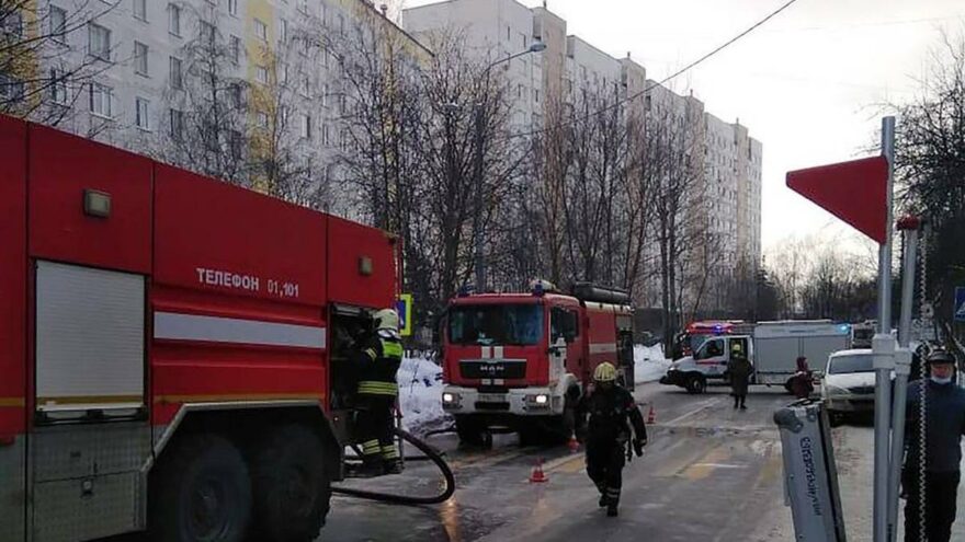Apartmanda yangın: 3 ölü