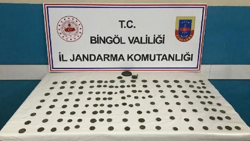 Yolcu otobüsünde 148 tarihi eser yakalandı