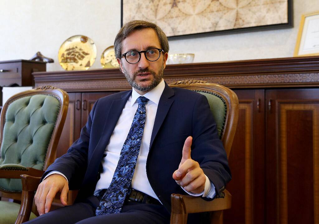 Fahrettin Altun'un 'Boğaziçi' videosu beğenilmeyince yoruma kapatıldı