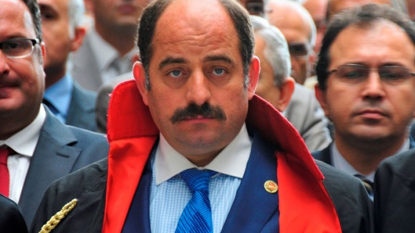 Zekeriya Öz’e 145 ülkede geçen pasaport hediyesi!