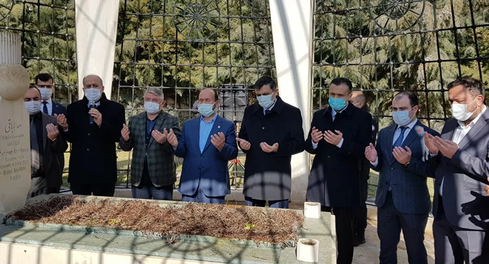 Özdil: "AKP protokolünün 'dava adamı' diyerek rahmet okuduğu İskilipli Atıf'ın 'dava'sı işte buydu!"