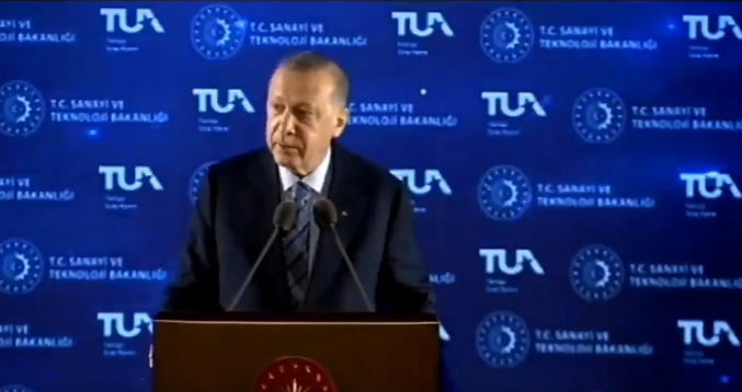 Erdoğan'ın "bayanlar bile" sözlerine CHP'den tepki geldi: "Bir tarafta uzay bir tarafta bayanlar bile..."