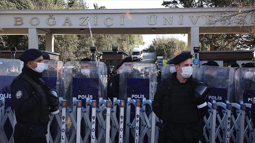 Türkiye Yazarlar Sendikası: Elinde bir güç olduğunu düşünen herkes öğrencileri ve muhalif kesimi fütursuzca tehdit etti