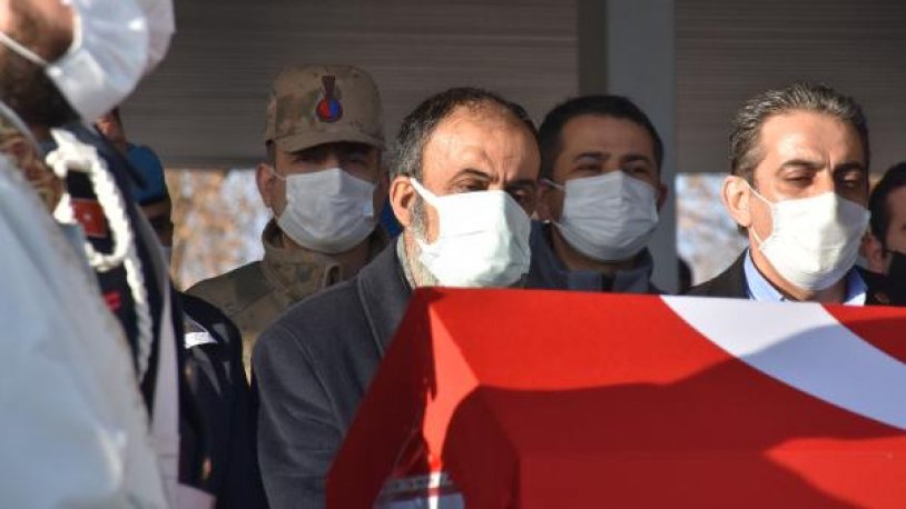 Gara şehidi Astsubay Çavuş Semih Özbey'e son görev!