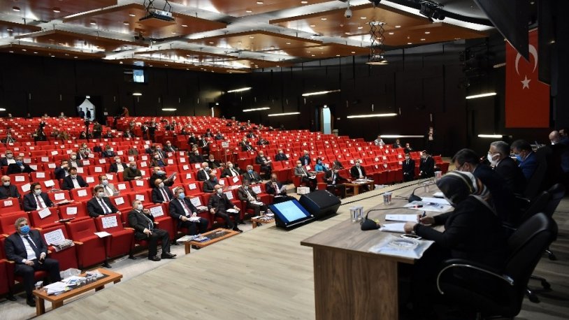 Okul için bağışlanan araziye villa izni verdiler!