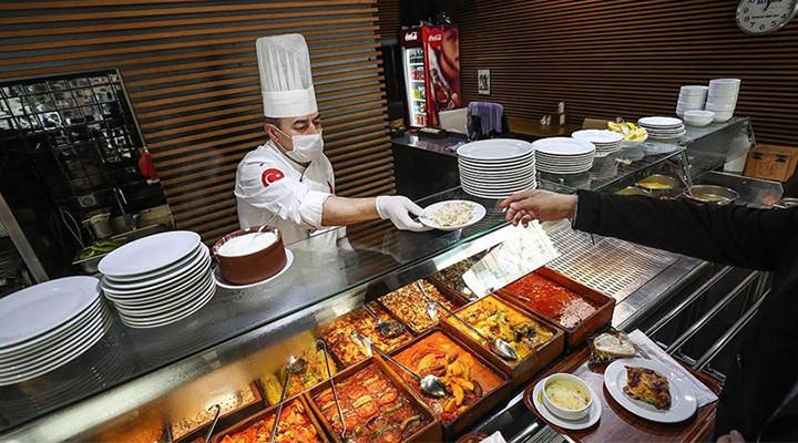 Restoran ve kafelerin kaderi Çarşamba günü belli olacak!