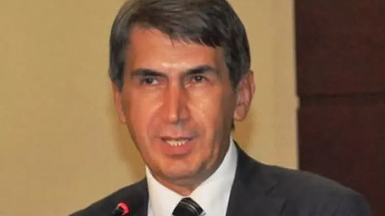 sebnem bursali yla tartisan gazeteci fuat ugur isinden oldu sebnem bursali yla tartisan gazeteci fuat ugur isinden oldu