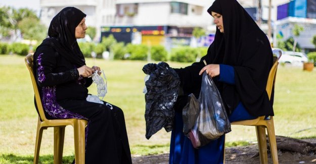 Gazzeli kadınlar poşetten sanat yapıyor