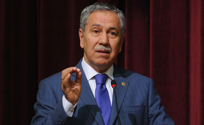 Bülent Arınç'tan manidar paylaşımlar