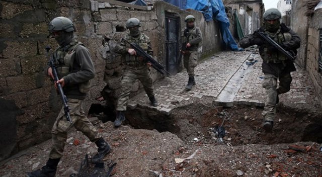 Mardin'de yasak sonrası operasyon başladı!