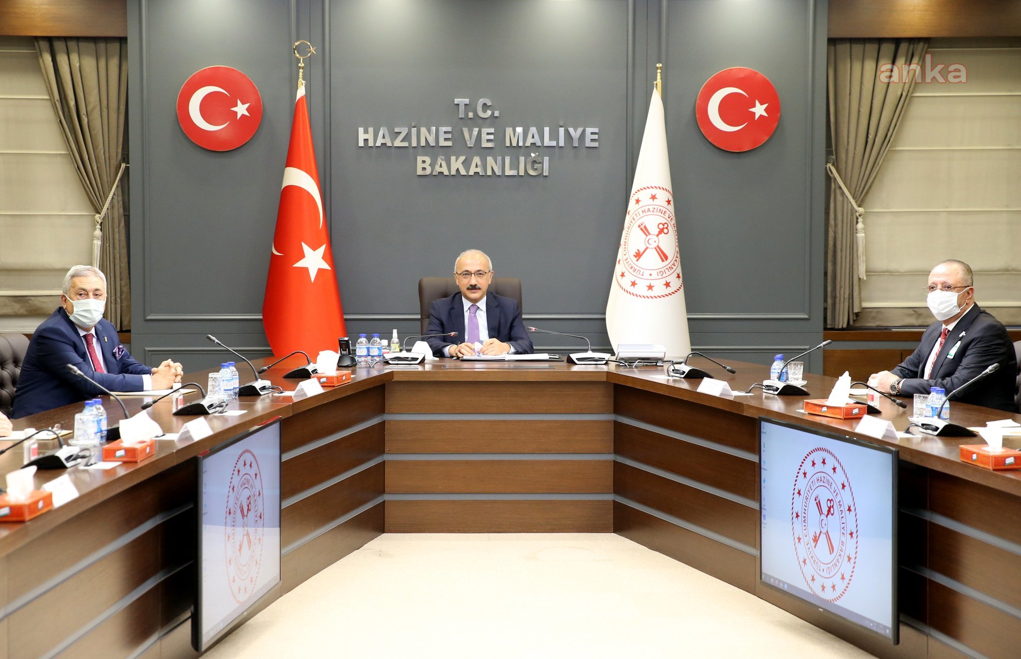 Hazine ve Maliye Bakanı'ndan esnaf mesajı!