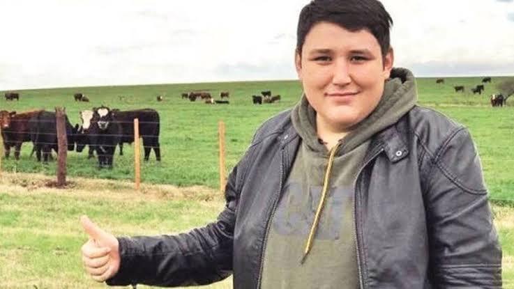 'Çiftlik Park' dizi oluyor: Tosun!