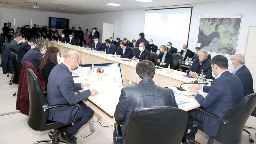 Çevre Bakanı'ndan CHP'siz deprem toplantısı