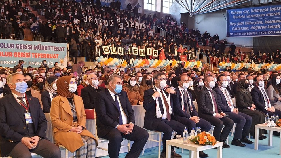 'Lebaleb' kongreler, AKP'de ilk pozitif vakayı getirdi