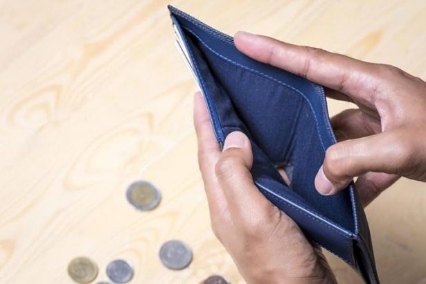 Kişi başına düşen milli gelir azaldı üstüne bir de zamlar bel büküyor... Türkiye giderek yoksullaşıyor!