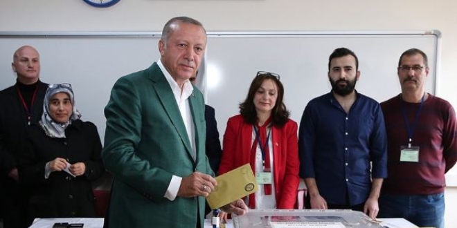 AKP'den beklenen erken seçim açıklaması geldi: Vatandaş istemiyor!