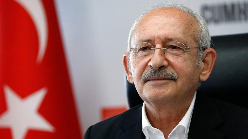 Kılıçdaroğlu, kadın gazetecilerle bir arada!