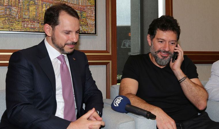 Hakan Atilla istifa etti!