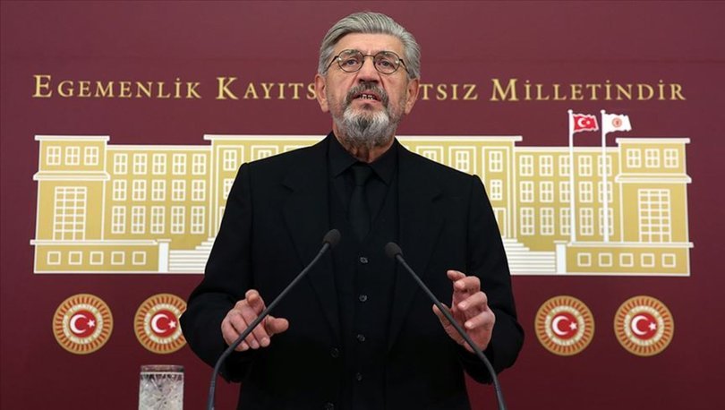 Saadet Partisi'nden istifa eden Cihangir İslam CHP'ye geçiyor