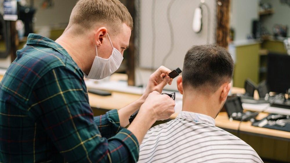İstanbul'da düğün salonları, kahvehane ve berberler için yeni karar açıklandı