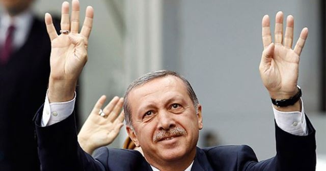 Bu 'Rabia' eleştirisi çok ses getirecek! "Hani Andımız çağ dışıydı; bu ne perhiz bu ne lahana turşusu!"