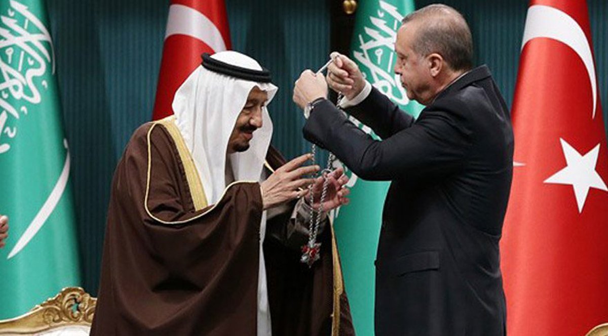 Türkiye'nin 'Şeref Madalyası' verdiği Suudi Arabistan Türk okullarını kapattı