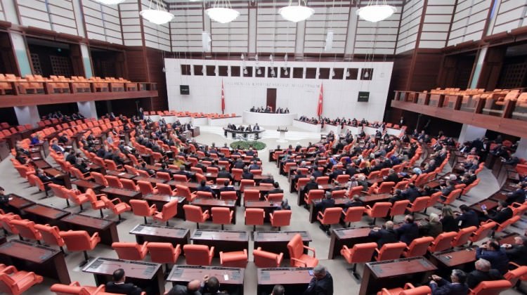 Flaş olay! Meclis Genel Kurulu'na giriş çıkışlar kapatıldı