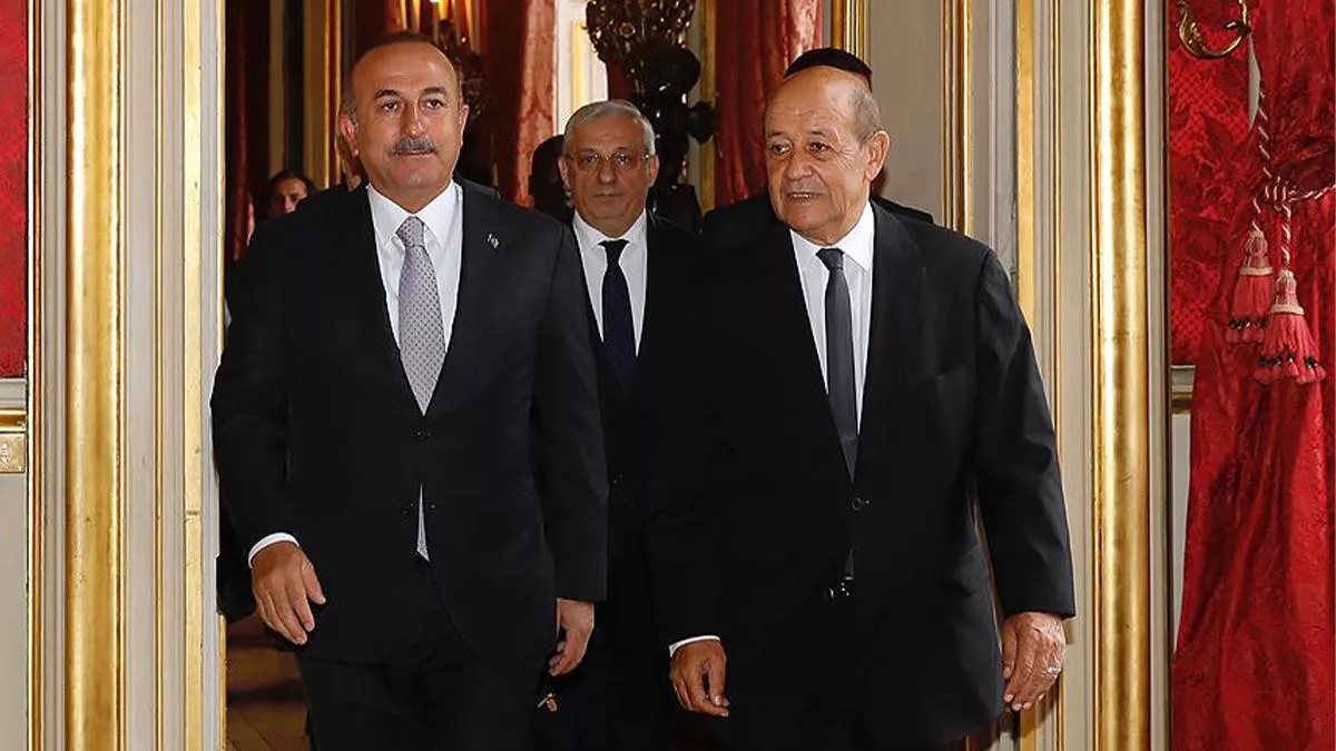 Mevlüt Çavuşoğlu ve Fransız Mevkidaşı Drian görüşmesinin perde arkası!