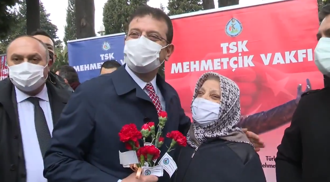 İBB o anları paylaştı: İmamoğlu'nun Şehitlik ziyareti sırasında aslında ne oldu?