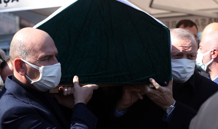 Süleyman Soylu'dan annesinin cenaze törenine ilişkin teşekkür mesajı