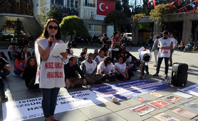 İhraç edilen memurlar Bakırköy'de '1 Mayıs' etkinliği düzenledi
