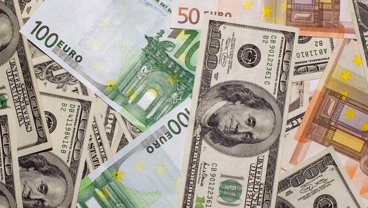 Dolar ve euroda günün ilk rakamları nasıl?