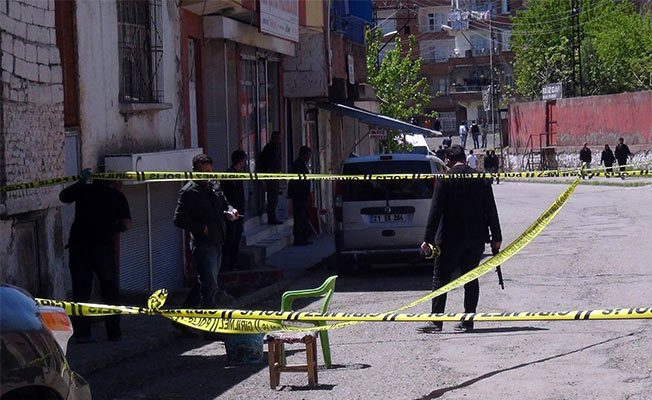 İki aile arasında silahlı kavga!