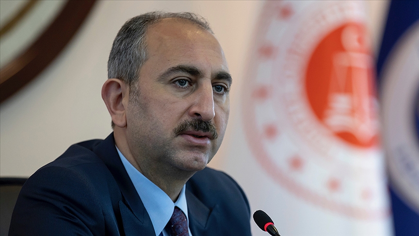 Adalet Bakanı Gül'den kadına yönelik şiddet açıklaması