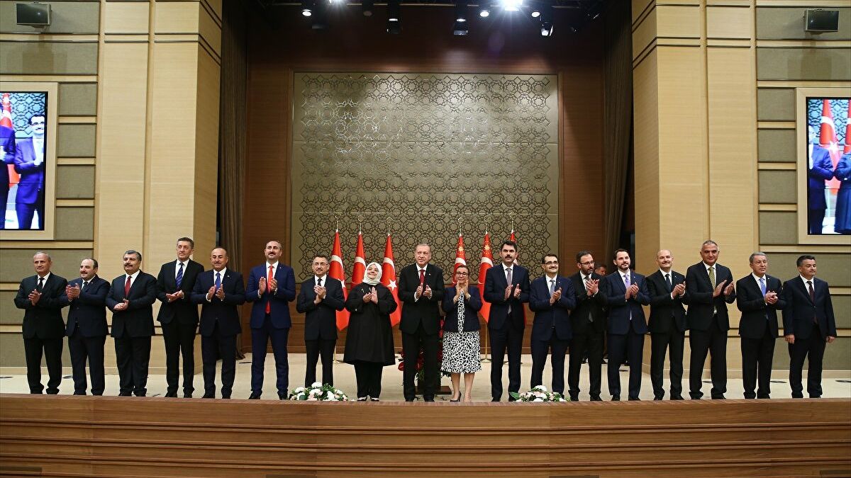 AKP'de kongre günü... Partideki ilk değişiklik haberi Hayati Yazıcı'dan!