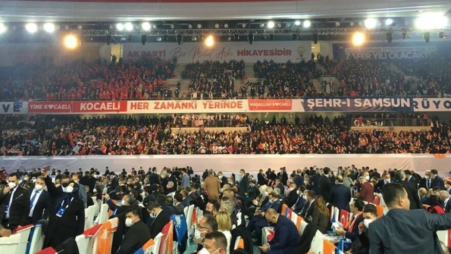 Aylardır mücadele edilen koronavirüs AKP Kongresi'ni teğet geçti...
