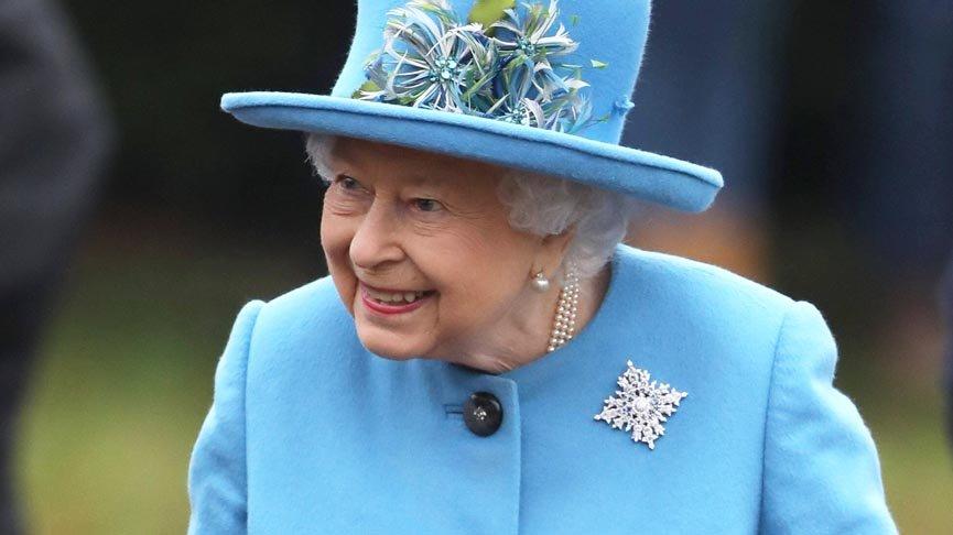 Kraliçe Elizabeth'ten Türk öğrencinin mektubuna yanıt