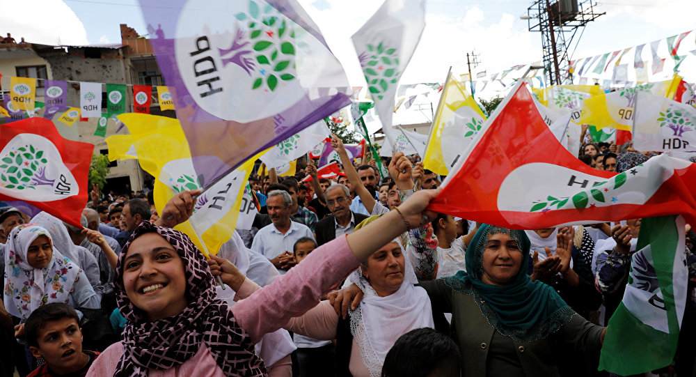 11 ilde dev HDP anketi! "Kapatılma davası yasal değil, siyasi"