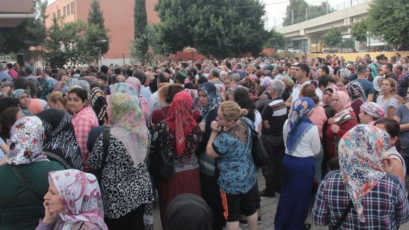 İşsizlik aldı başını gidiyor! 200 kişilik işe 52 bin başvuru...