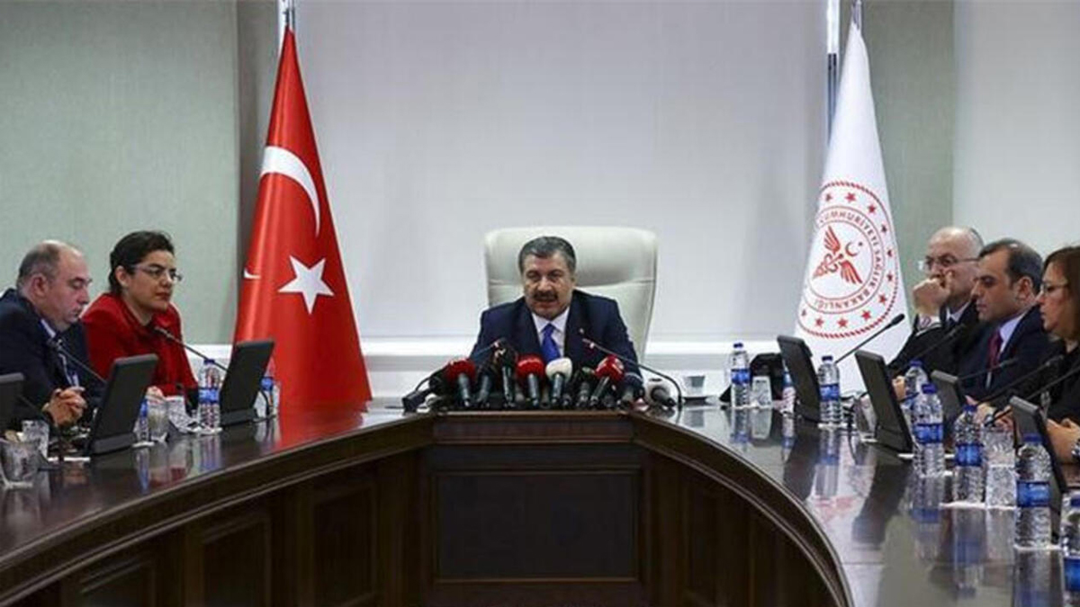 Koronavirüs Bilim Kurulu'ndan kritik toplantı! Fahrettin Koca neden basının önüne çıkmıyor?