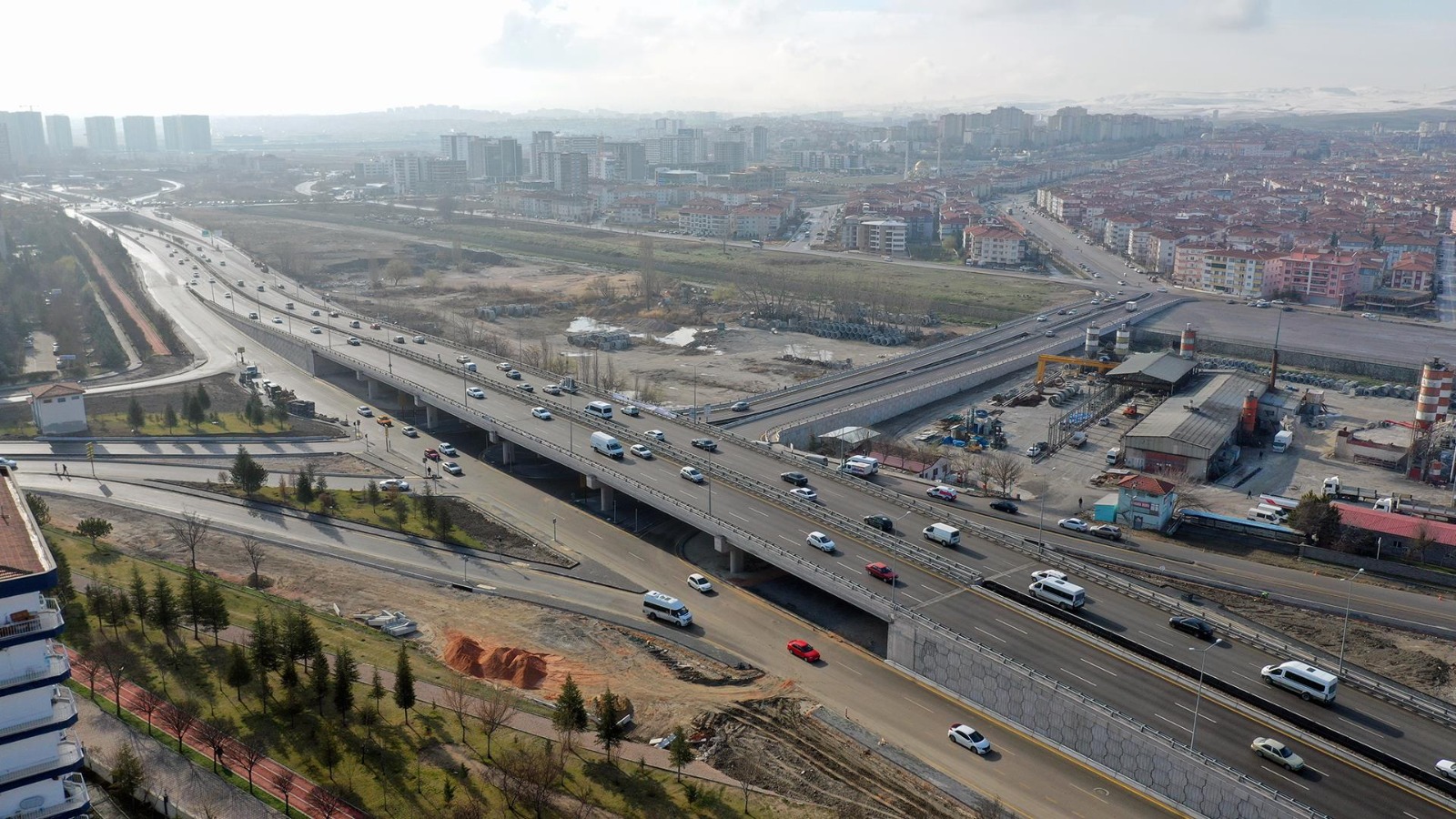 Başkent'te ulaşım hamlesi sürüyor! Ayaş yolu ve Hasköy Köprülü Kavşağı hizmete açıldı