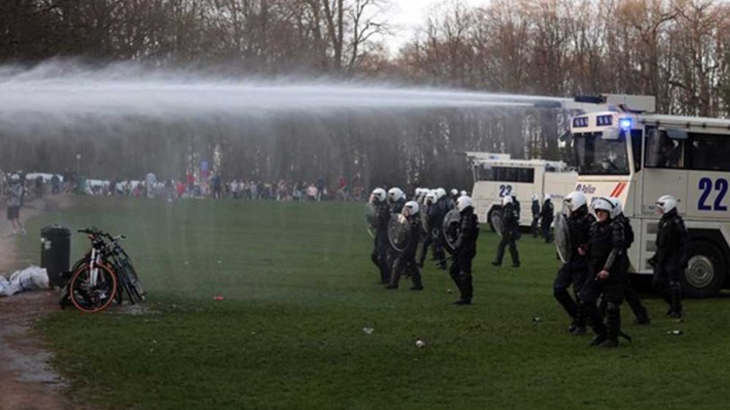 1 Nisan şakasını gerçek sanan polisten tazyikli suyla müdahale!