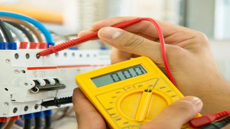 3,8 milyon abonenin elektriği kesildi