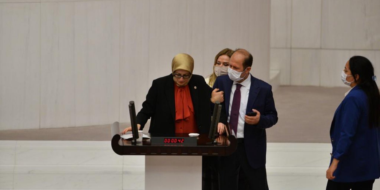 Meclis'te korkutan anlar: AKP'li Belgin Uygur kürsüde konuşurken fenalaştı