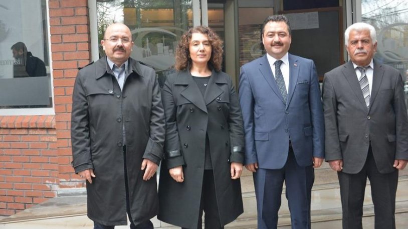 Saray ittifakı birbirine girdi... Yumruk yumruğa kavga!