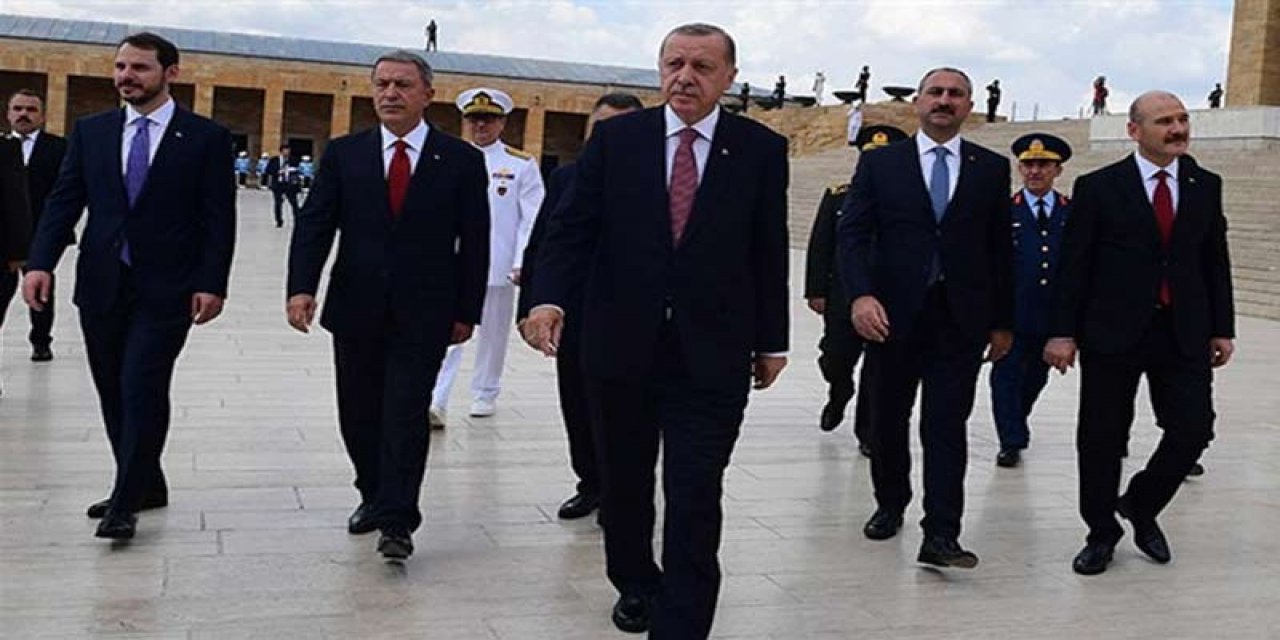 Ve Erdoğan 4 bakanı değiştiriyor: İşte görevden alınacak isimler!